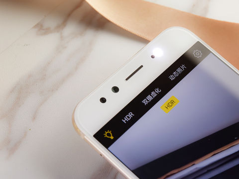 2000万柔光双摄照亮你的美vivox9,vivox9照亮你的美