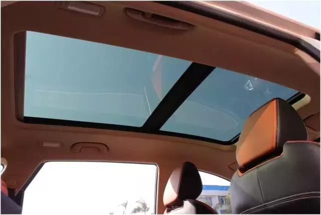 试驾体验宝骏560费用,宝骏5601.5t律动版定速巡航