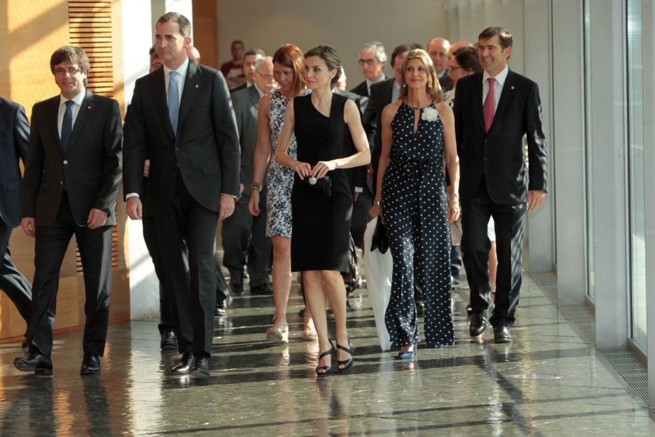 西班牙王妃最新款 (西班牙平民王妃)