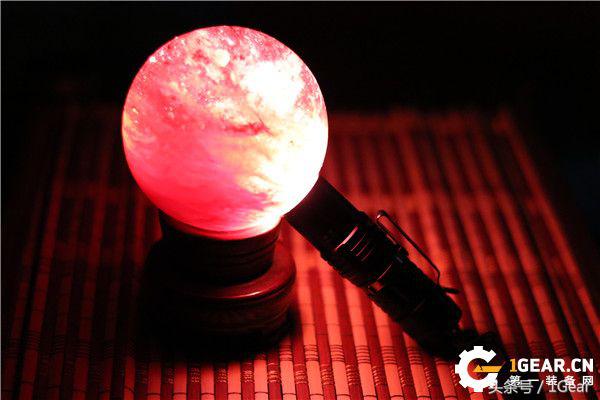 全球领先的高端照明品牌,防身专家,凯瑞兹XT1C测试