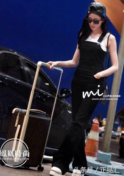 唐嫣最近的机场照,唐嫣机场照片对比