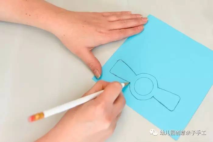 瓶子创意手工废物利用简单幼儿园,小学生手工制作废物利用储蓄罐