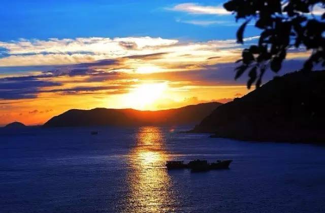 如果我多一张船票你会走吗,如果我多一张船票你会跟我走吗