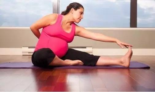 怀孕肚子抽筋疼怎么回事,推肚子晚上抽筋怎么回事