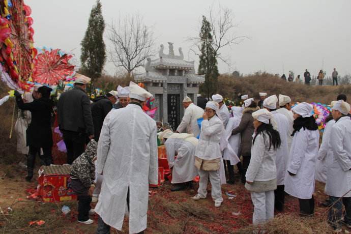 亲人去世后为什么不能理发,亲人走了不能理发原因