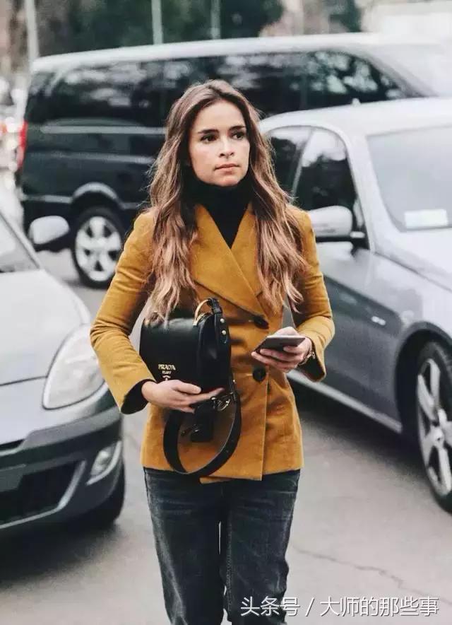 王菲包实际叫什么包,王菲04年隐退后多久复出的