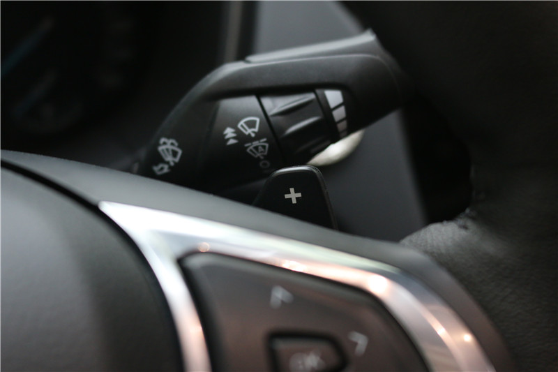 17款新蒙迪欧改畅影12.1寸2G运行+64G储存升级版导航