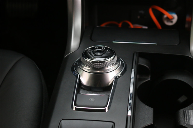 17款新蒙迪欧改畅影12.1寸2G运行+64G储存升级版导航