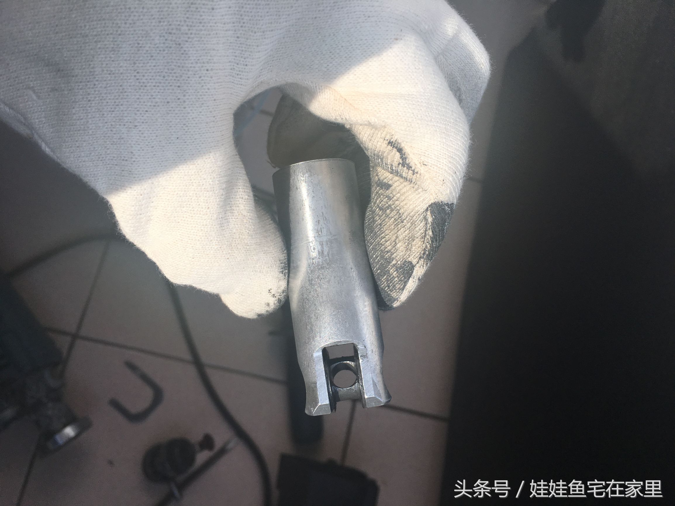 高仿博世轻型电锤全部拆解视频,正品博世电锤28d与高仿区别图片