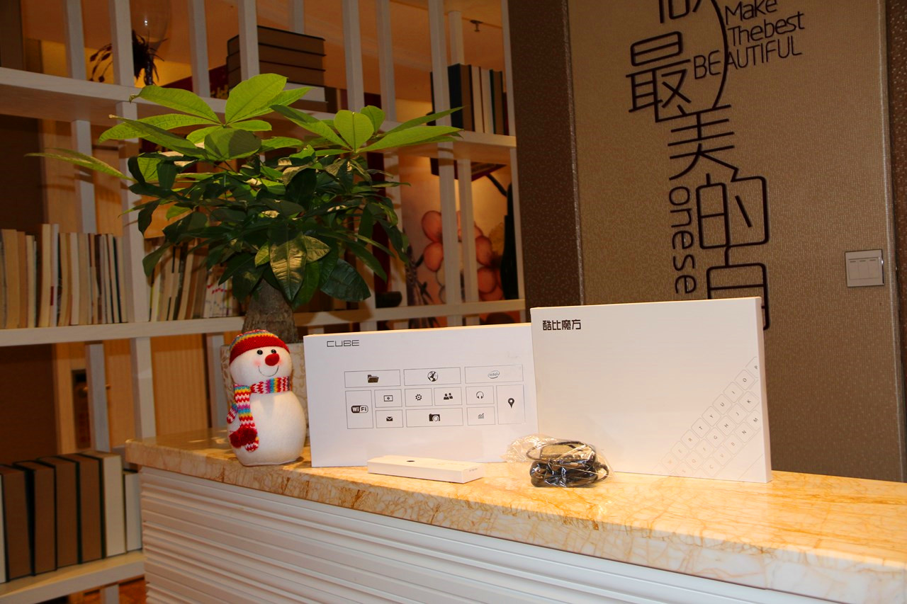 酷比魔方2023平板电脑二合一,酷比魔方mixplus屏幕