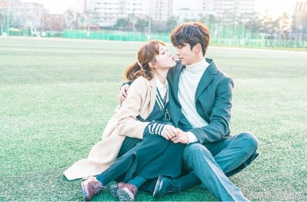 李圣经同款兰芝口红,李圣经举重妖精同款口红