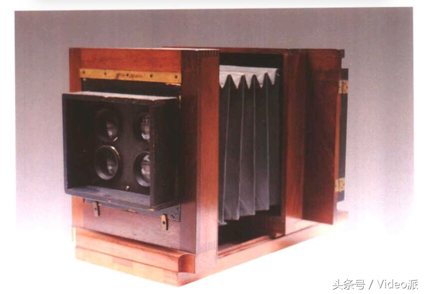 一台相机同时最多可以配多少个镜头？答案是最少十二个！