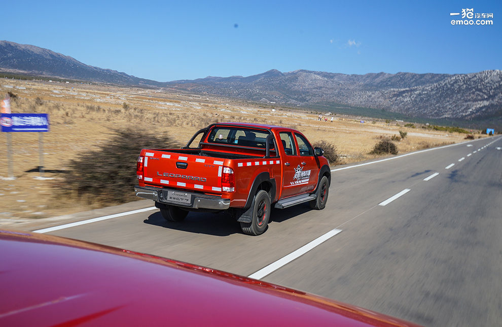 试驾猎豹cs7,越野和跑步的不同体验