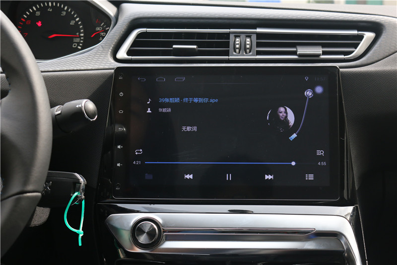 标致308改畅影10.2寸横屏机,2017就这么任性