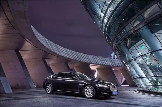 开8手奥拓也能撩到林志玲,奥拓可以撩林志玲吗