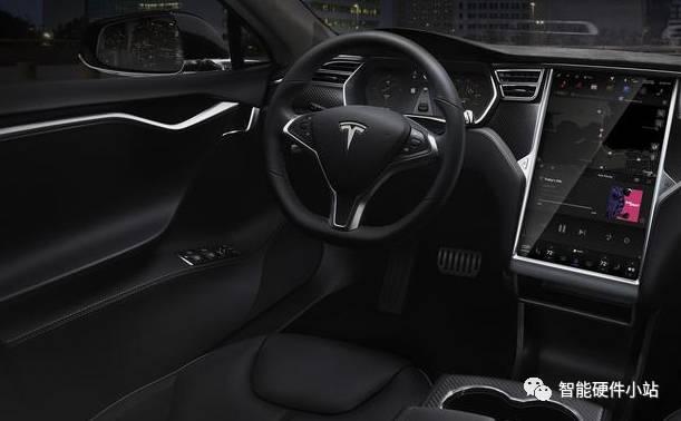 小站日报：IBM专利连续24年高居榜首；华为手机在孟销量猛增