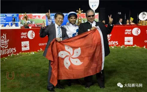 人不行,赛马上!甄子丹和洪金宝的赛马“真刀实枪”PK了一把!