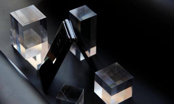 三星w2017心系天下第九代旗舰版,三星w2017心系天下当时价格