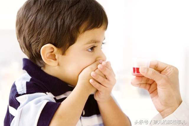 怎么给宝宝喂药才不吐出来,给宝宝喂药重复了怎么办