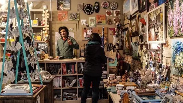 带三个美女自驾中国,自驾房车欧洲之旅