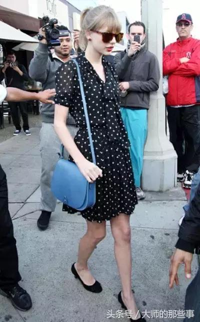 王菲包实际叫什么包,王菲04年隐退后多久复出的