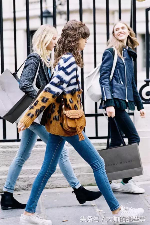 王菲包实际叫什么包,王菲04年隐退后多久复出的