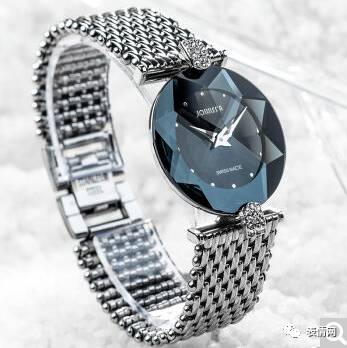 玩转年尾趴这些腕表比珠宝更夺目