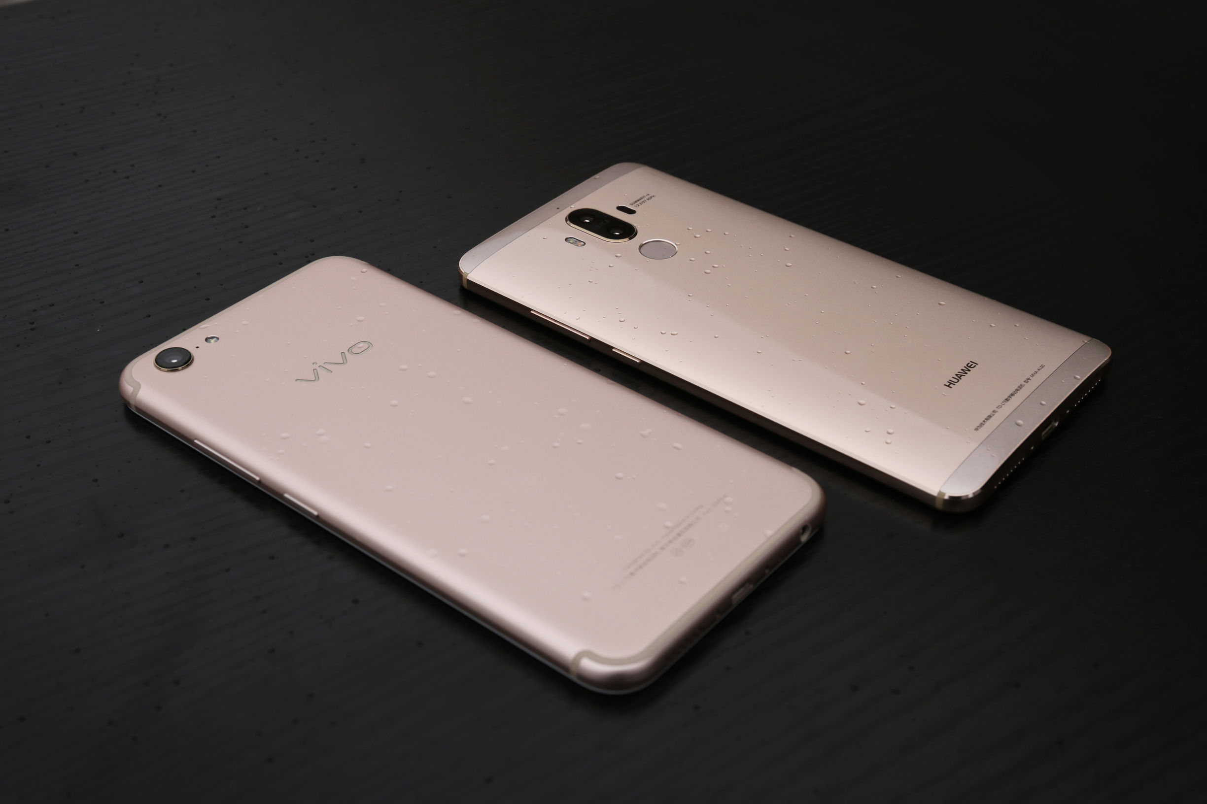 国产新秀VS老牌通讯专家，X9Plus与Mate9信号实测