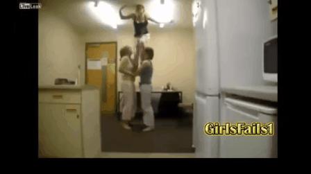 橄榄油味道有一股呛人的味道,橄榄油有股怪味很难吃