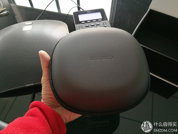 有颜值,有实力否?三星LevelOn头戴式耳机