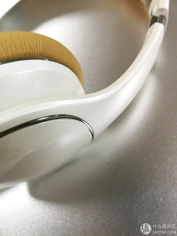 有颜值,有实力否?三星LevelOn头戴式耳机