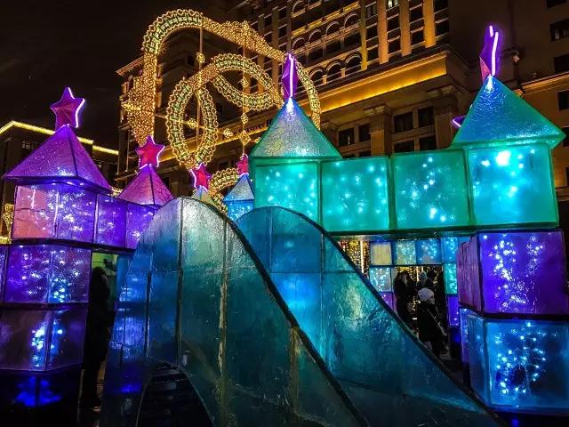 带三个美女自驾中国,自驾房车欧洲之旅