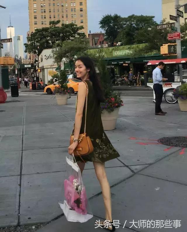 王菲包实际叫什么包,王菲04年隐退后多久复出的