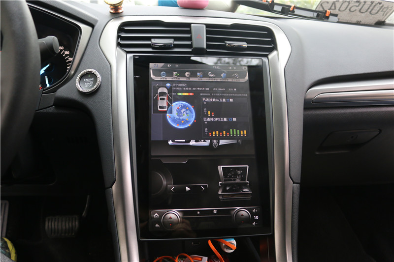 17款新蒙迪欧改畅影12.1寸2G运行+64G储存升级版导航