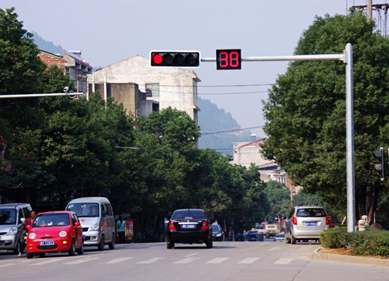 新手上路怎么克服紧张害怕心理,新手开车上路多久能消除紧张害怕