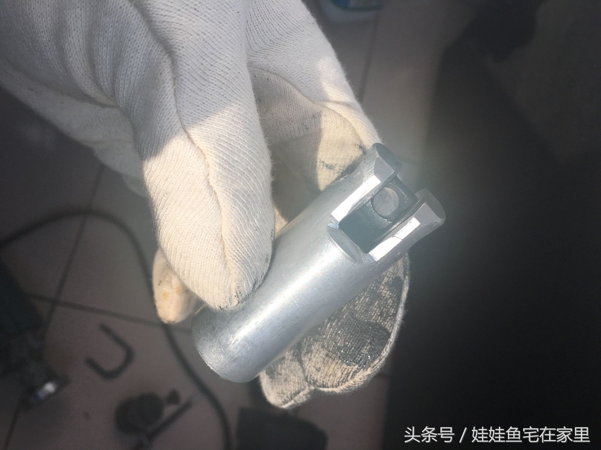 高仿博世轻型电锤全部拆解视频,正品博世电锤28d与高仿区别图片