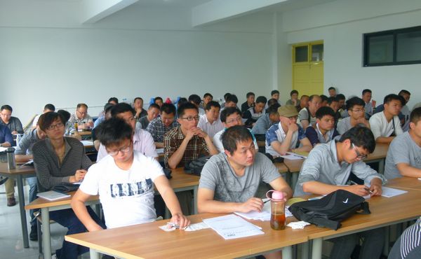 机械类专业真的是个坑吗,机械专业真的是个坑吗