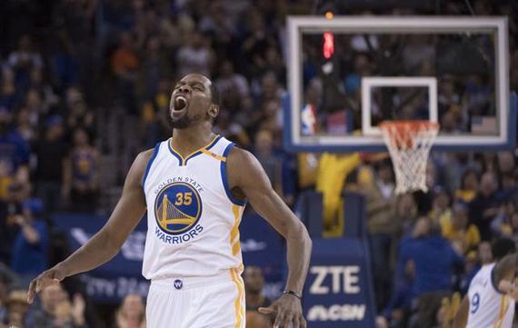 骑勇大战双方毒奶有来有往库里称詹姆斯是史上最伟大球员之一