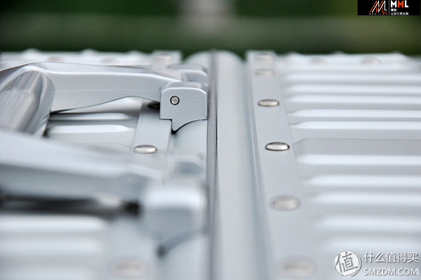 国产箱包性价比高,国产的箱包拉杆箱