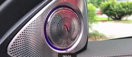 不用多花几万选高配车的贴牌音响，加装这些小配件便能让耳朵怀孕