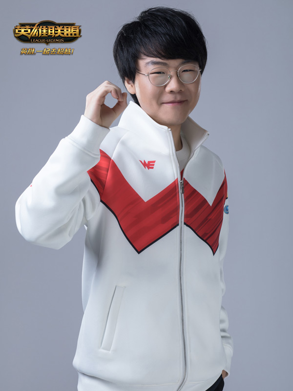 竞报：55开真有女粉丝？被点赞之人颜值逆天