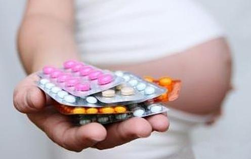 孕期生病吃药有事没,孕期生病为什么不能吃药