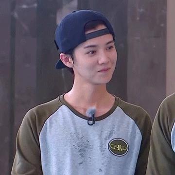 抽烟只抽红塔山此生注定不一般,抽烟只抽红塔山的歌怎么唱