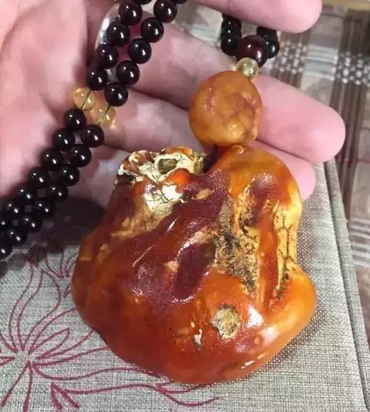 深度解析花姑娘,浅谈琥珀蜜蜡