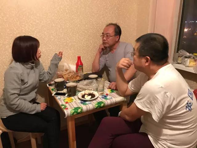 带三个美女自驾中国,自驾房车欧洲之旅