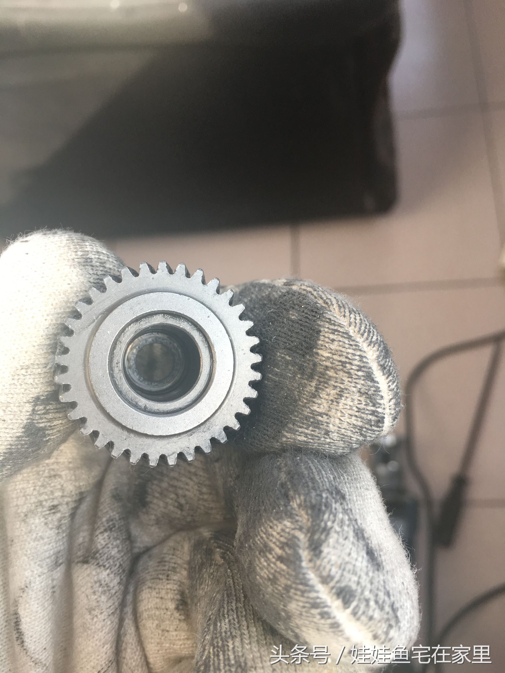 高仿博世轻型电锤全部拆解视频,正品博世电锤28d与高仿区别图片