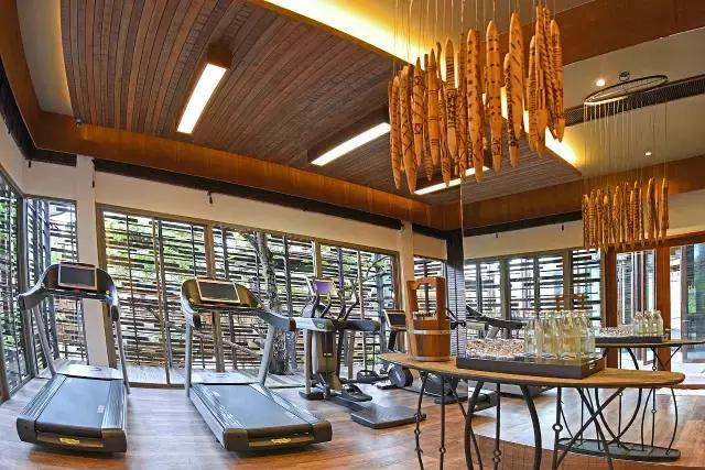 楦熷发搴﹀亣閰掑簵浣撻獙,闅愯棌鍦ㄥ師濮嬫．鏋楃殑娴峰崡楦熷发閰掑簵