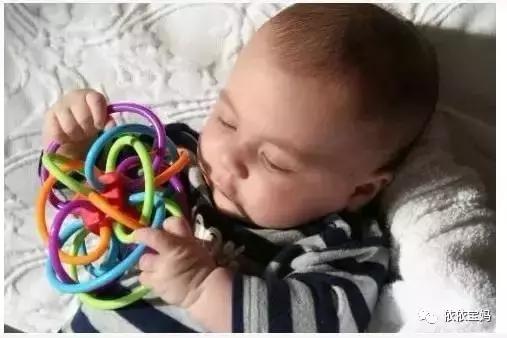 0-1岁宝宝玩具比较好的品牌,1岁宝宝爱玩的玩具亲测