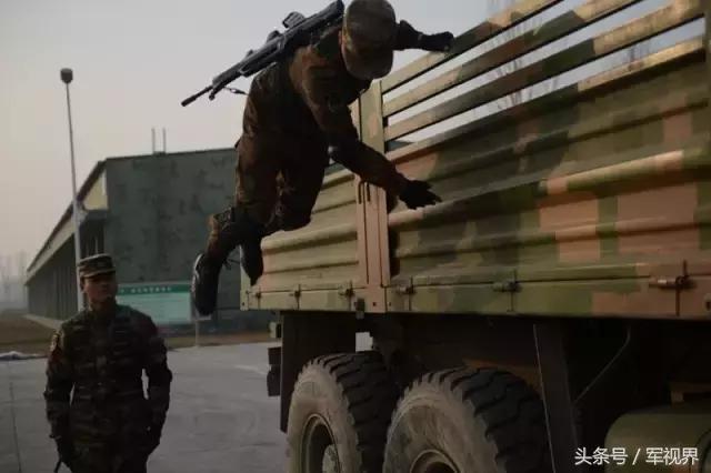 看我后勤兵72般绝技!