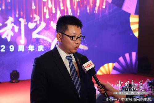 比华利之夜百万丽人大赛第二季颁奖盛典既董萍美业29周年庆